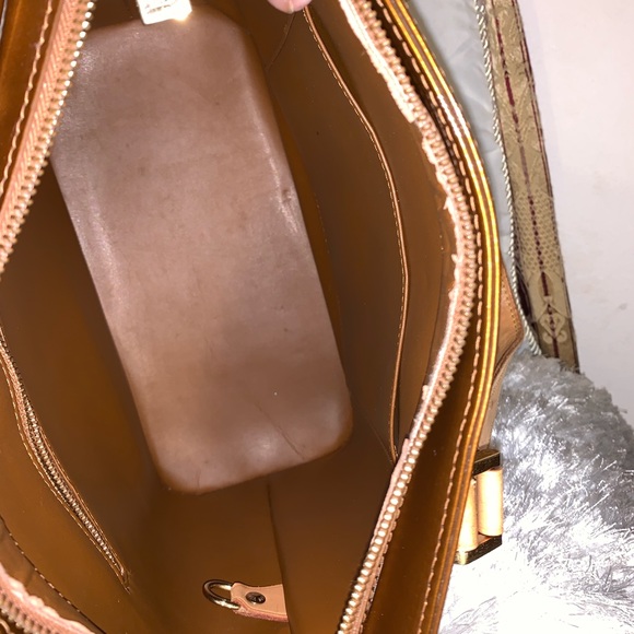 Louis Vuitton  Vintage Vernis Houston Tote bag - Picture 8 of 8